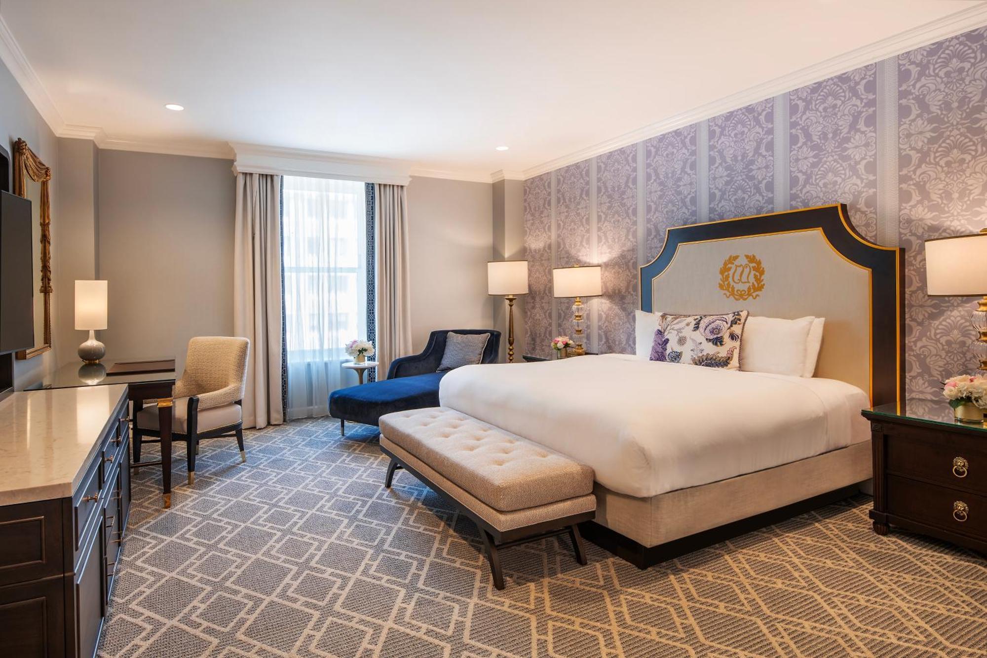 Premium King Room