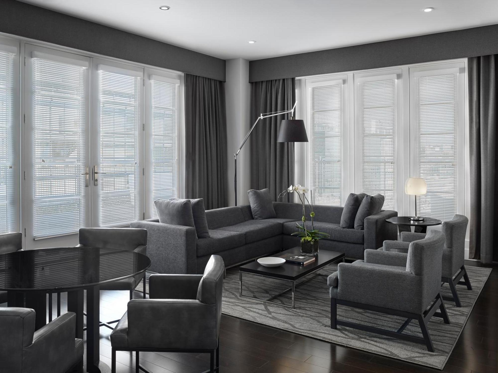 One Bedroom Penthouse Suite with Private Terrace