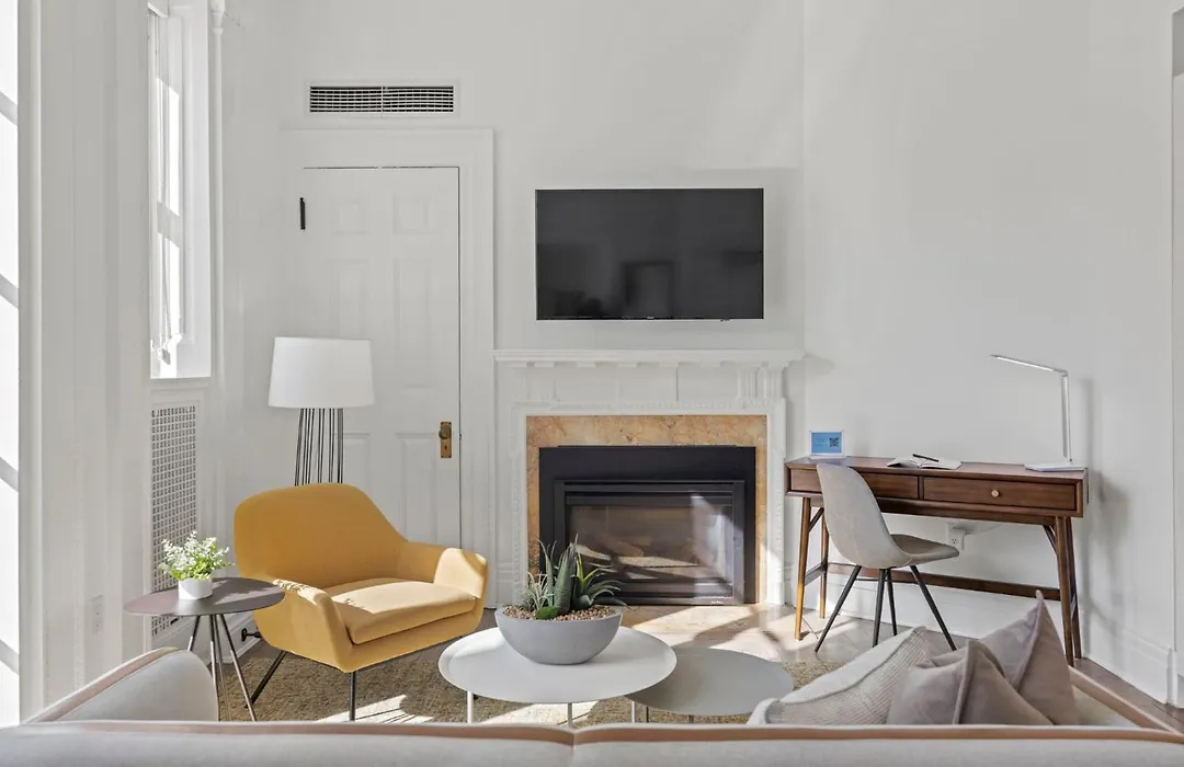 Placemakr Dupont Circle-1