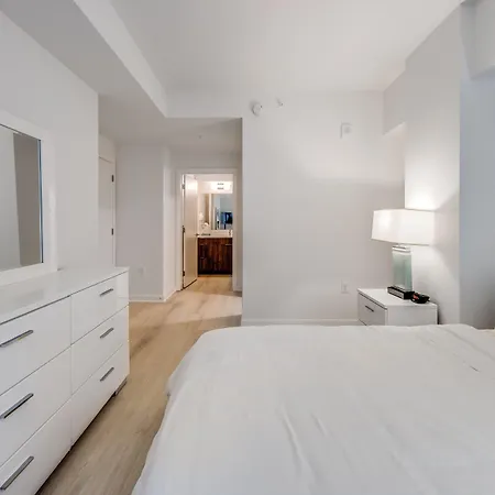 Global Luxury Suites At Capitol Hill-3